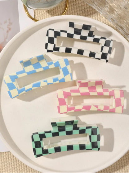 1Pcs Pink Checkered Large Hair Claw Clip for Women Girl,Cute Strong Hold Clip,Y2K Hair Barrettes Hair Accessories for Thick Hair