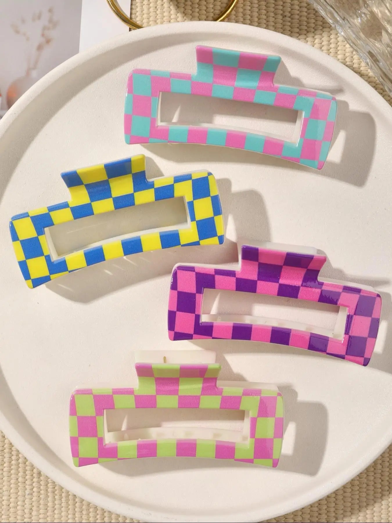 1Pcs Pink Checkered Large Hair Claw Clip for Women Girl,Cute Strong Hold Clip,Y2K Hair Barrettes Hair Accessories for Thick Hair