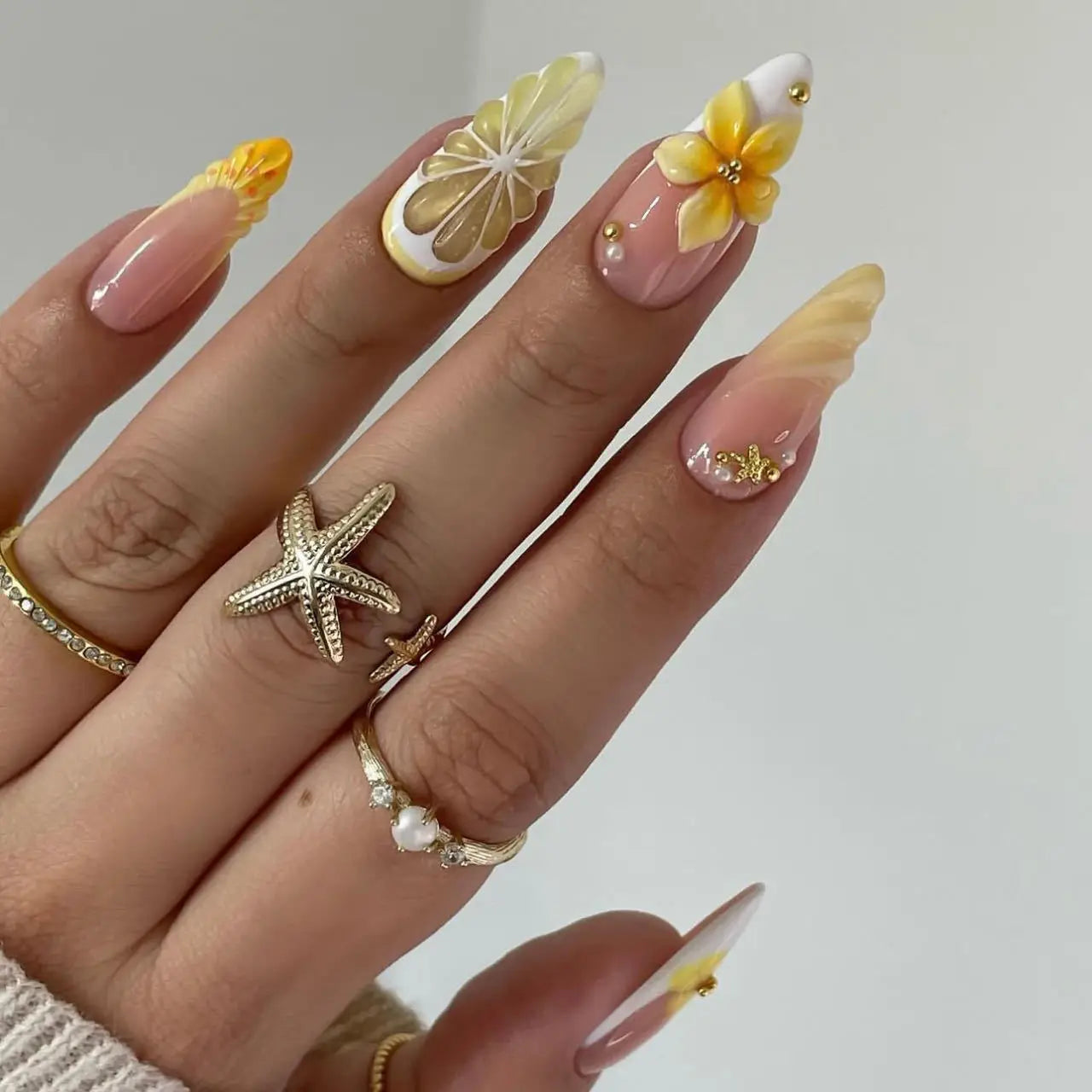 24pcs Fresh Fruit Style Press On Nails Sweet Pink Strawberry Cherry Grape Orange Decors False Nails Ins Korean Almond Fake Nail